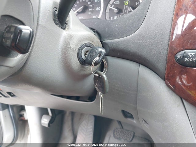2004 Toyota Sienna მანქანა იყიდება აუქციონზე, vin: 5TDZA22C34S196946, აუქციონის ნომერი: 12596032
