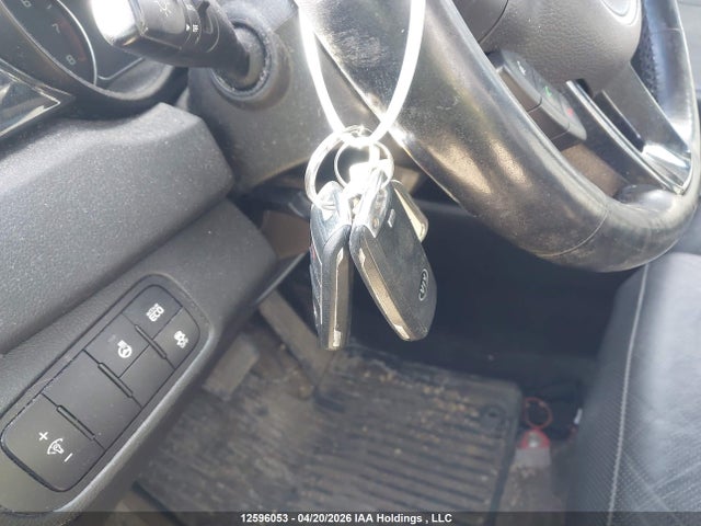 Продаж на аукціоні авто 2015 Kia Rondo, vin: KNAHU8A36F7120462, номер лоту: 12596053