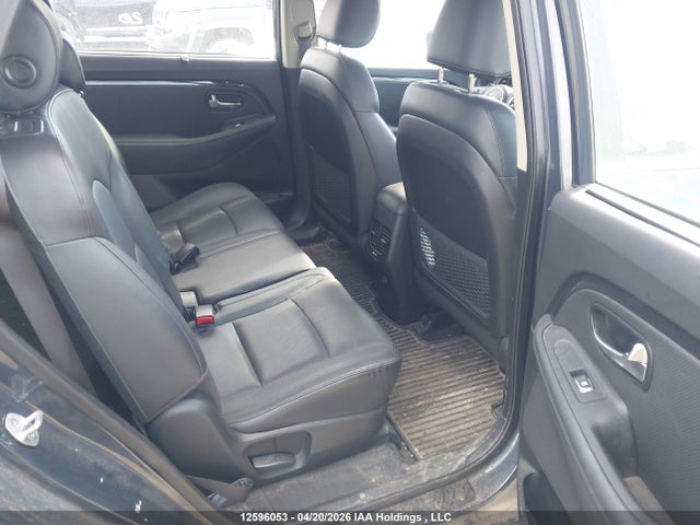 Продаж на аукціоні авто 2015 Kia Rondo, vin: KNAHU8A36F7120462, номер лоту: 12596053
