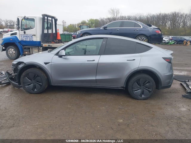 XP7YGDEE0TB709459 Tesla Model Y Long Range Launch Series/premium All-wheel Drive
