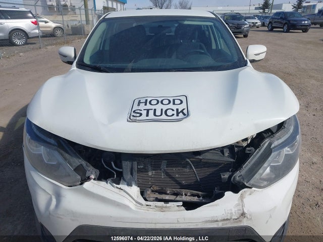 2017 Nissan Rogue Sport S/sv/sl მანქანა იყიდება აუქციონზე, vin: JN1BJ1CR0HW114470, აუქციონის ნომერი: 12596074