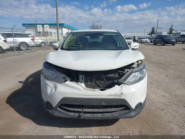 2017 Nissan Rogue Sport S/sv/sl მანქანა იყიდება აუქციონზე, vin: JN1BJ1CR0HW114470, აუქციონის ნომერი: 12596074