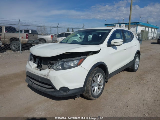 2017 Nissan Rogue Sport S/sv/sl მანქანა იყიდება აუქციონზე, vin: JN1BJ1CR0HW114470, აუქციონის ნომერი: 12596074