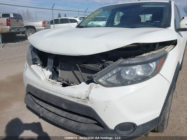 2017 Nissan Rogue Sport S/sv/sl მანქანა იყიდება აუქციონზე, vin: JN1BJ1CR0HW114470, აუქციონის ნომერი: 12596074