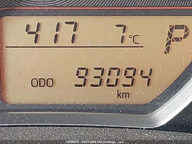 2012 Toyota Yaris Hatchback მანქანა იყიდება აუქციონზე, vin: JTDKTUD36CD516971, აუქციონის ნომერი: 12596076