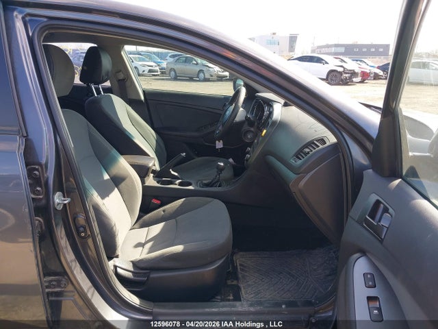 2013 Kia Optima მანქანა იყიდება აუქციონზე, vin: KNAGM4A73D5422789, აუქციონის ნომერი: 12596078