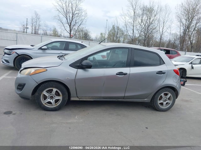 JM1DE1KY9E0181263 Mazda Mazda2 Sport