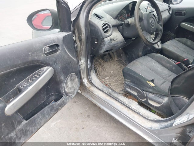 JM1DE1KY9E0181263 Mazda Mazda2 Sport