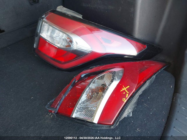 1FMCU9HD9JUB88763 Ford ESCAPE SEL
