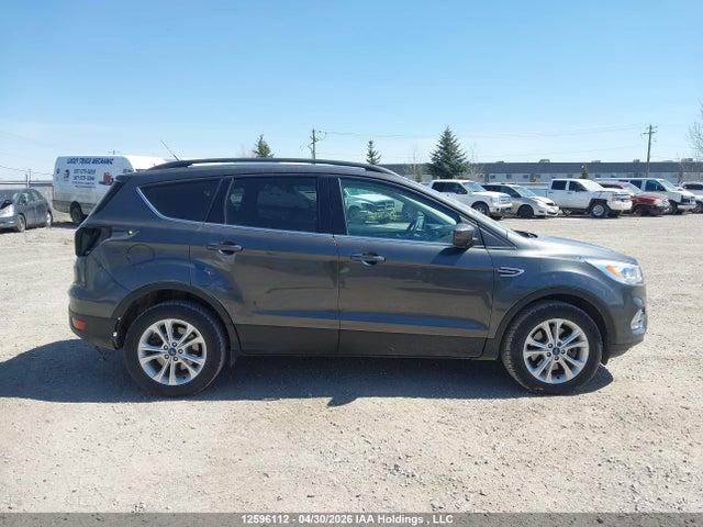 1FMCU9HD9JUB88763 Ford ESCAPE SEL