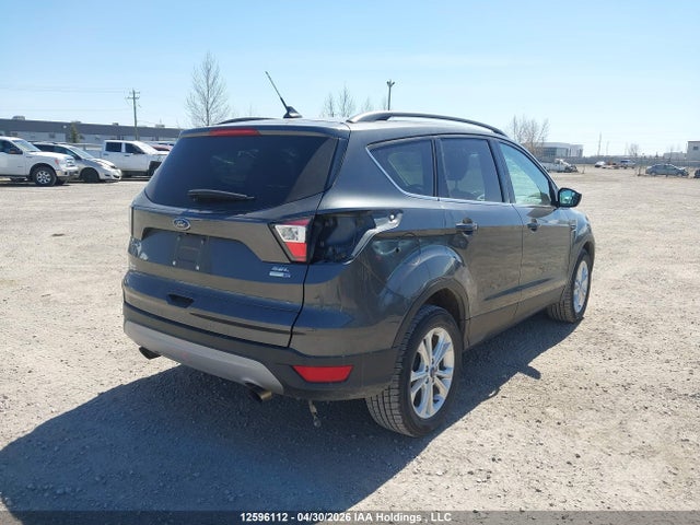 1FMCU9HD9JUB88763 Ford ESCAPE SEL