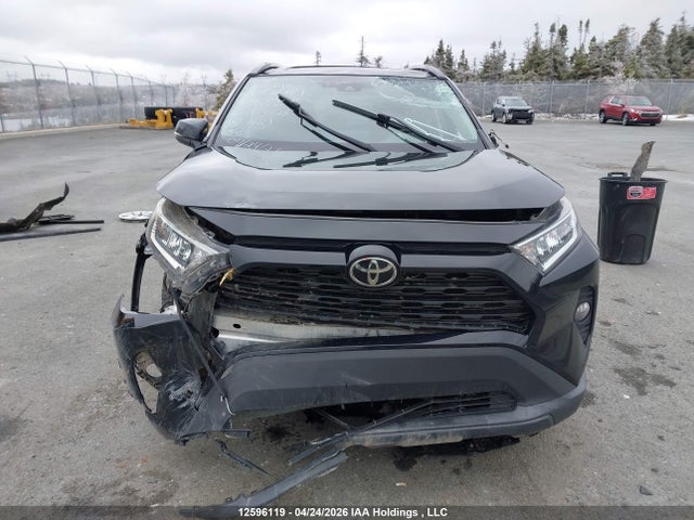 2020 Toyota Rav4 Xle მანქანა იყიდება აუქციონზე, vin: 2T3R1RFV5LC138730, აუქციონის ნომერი: 12596119