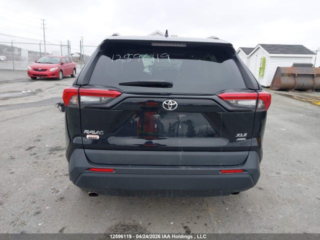 2020 Toyota Rav4 Xle მანქანა იყიდება აუქციონზე, vin: 2T3R1RFV5LC138730, აუქციონის ნომერი: 12596119