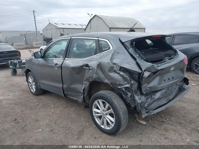 JN1BJ1CP3JW154529 Nissan Qashqai S 4dr2wd