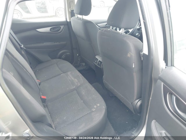 JN1BJ1CP3JW154529 Nissan Qashqai S 4dr2wd