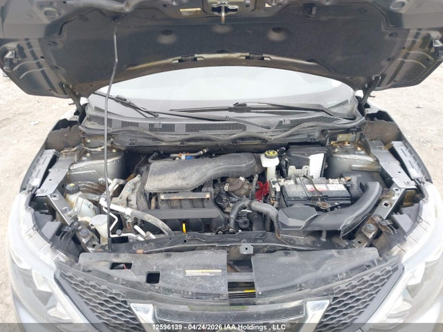 JN1BJ1CP3JW154529 Nissan Qashqai S 4dr2wd