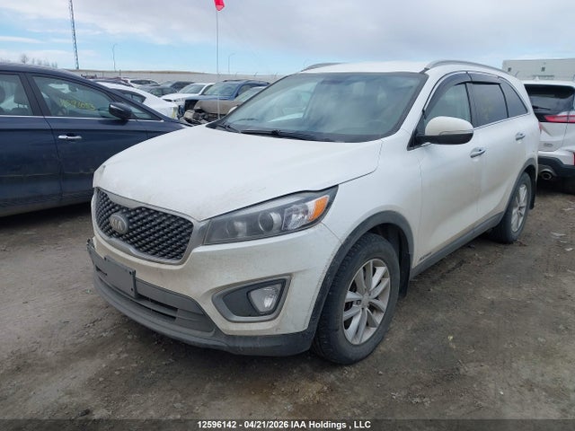 12596142 :رقم المزاد ، 5XYPGDA59HG316269 vin ، 2017 Kia Sorento 3.3l Lx V6 7-seater مزاد بيع