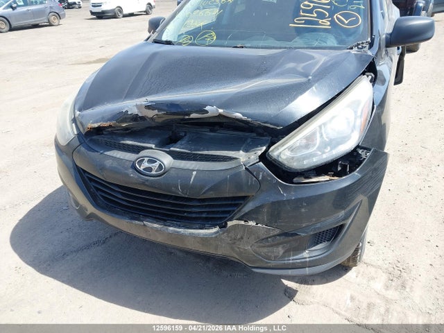 KM8JTCAFXFU076631 Hyundai TUCSON GLS