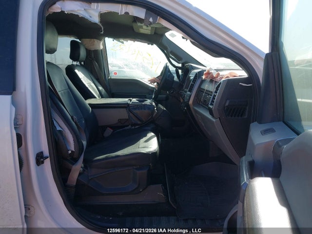 1FT8W3DT9KEC63911 Ford F-350 Xlt