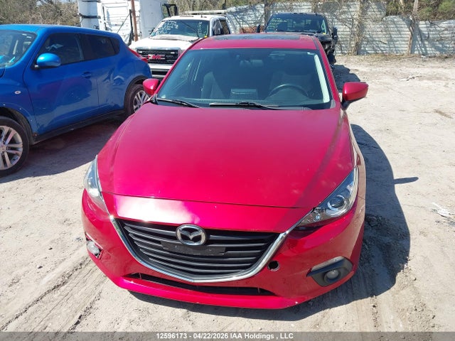 3MZBM1L78FM130588 Mazda 3 TOURING