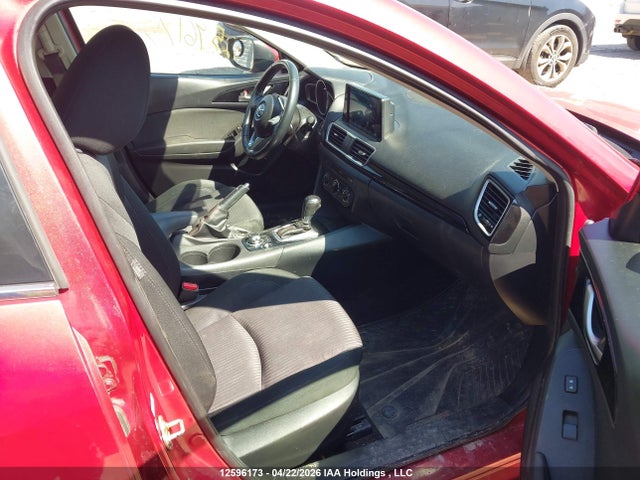 3MZBM1L78FM130588 Mazda 3 TOURING