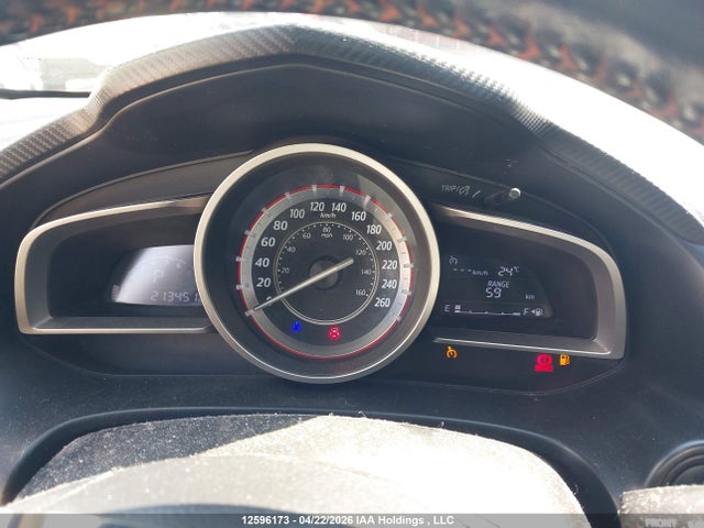 3MZBM1L78FM130588 Mazda 3 TOURING