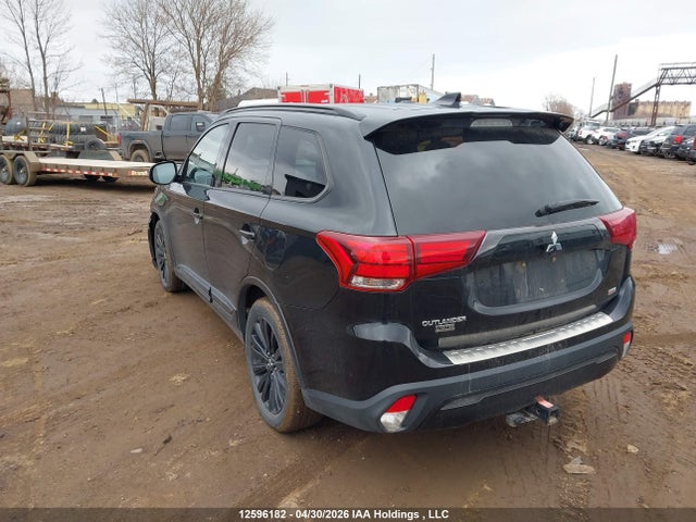 2020 Mitsubishi Outlander Limited Edition/se/sel მანქანა იყიდება აუქციონზე, vin: JA4JZ3AX5LJ600433, აუქციონის ნომერი: 12596182