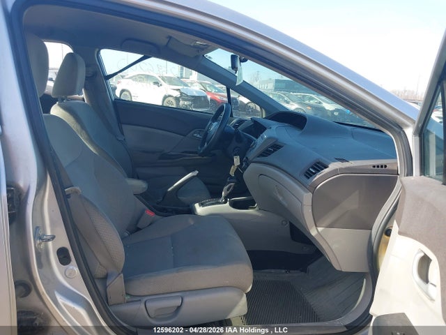 Продажа на аукционе авто 2012 Honda Civic, vin: 2HGFB2F40CH105021, номер лота: 12596202