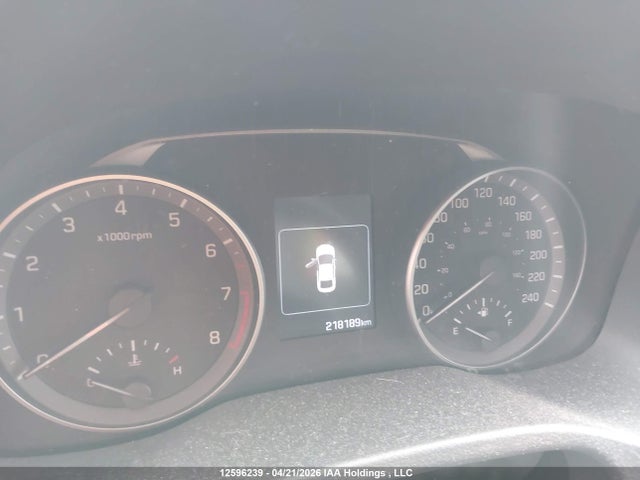 Продажа на аукционе авто 2018 Hyundai Elantra Sel/value/limited, vin: KMHD84LF6JU454230, номер лота: 12596239