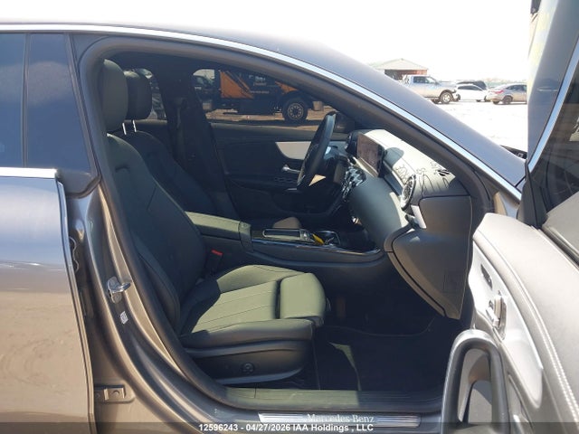W1K5J4HB0TN584932 Mercedes-Benz CLA 250 4MATIC