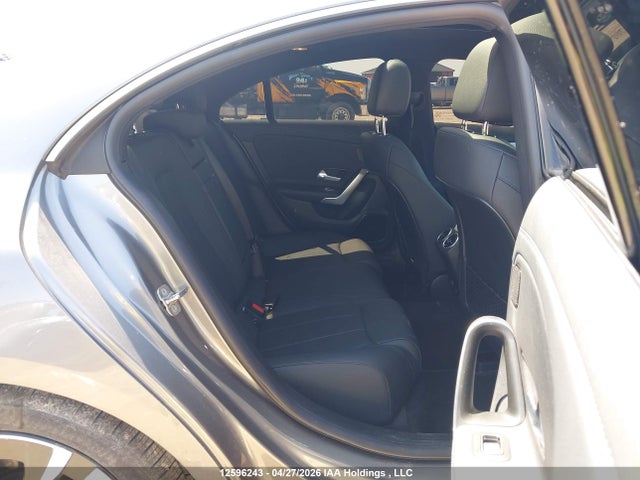W1K5J4HB0TN584932 Mercedes-Benz CLA 250 4MATIC
