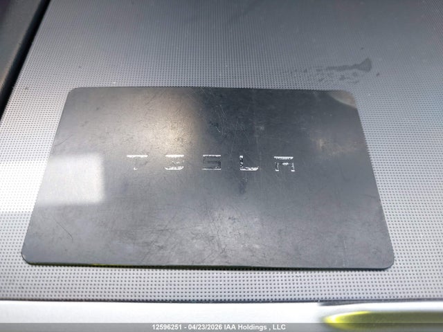12596251 :رقم المزاد ، 7SAYGDEE7TF324002 vin ، 2026 Tesla Model Y Long Range Launch Series/premium All-wheel Drive مزاد بيع