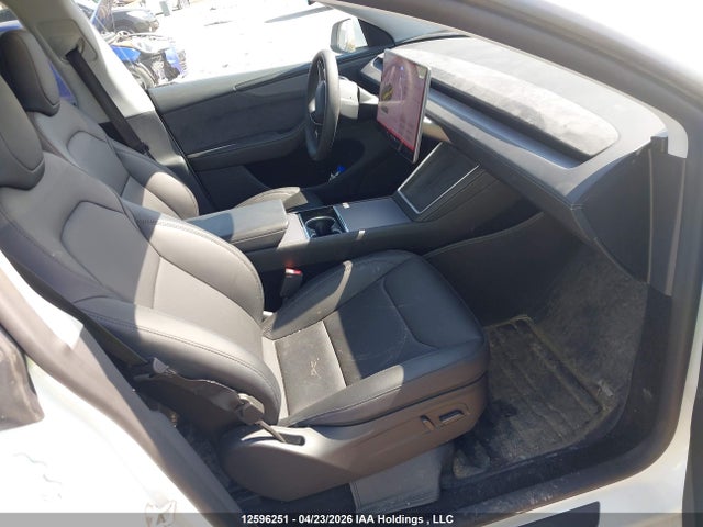 12596251 :رقم المزاد ، 7SAYGDEE7TF324002 vin ، 2026 Tesla Model Y Long Range Launch Series/premium All-wheel Drive مزاد بيع