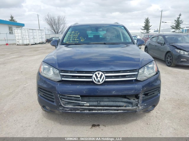 2013 Volkswagen Touareg V6 მანქანა იყიდება აუქციონზე, vin: WVGEF9BP8DD008733, აუქციონის ნომერი: 12596263