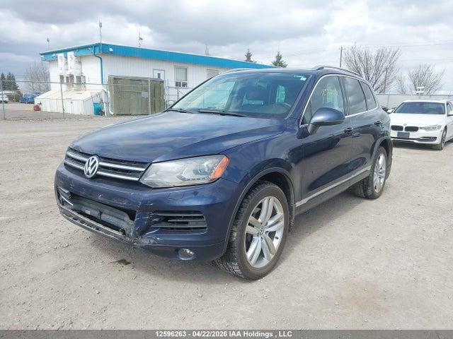 2013 Volkswagen Touareg V6 მანქანა იყიდება აუქციონზე, vin: WVGEF9BP8DD008733, აუქციონის ნომერი: 12596263