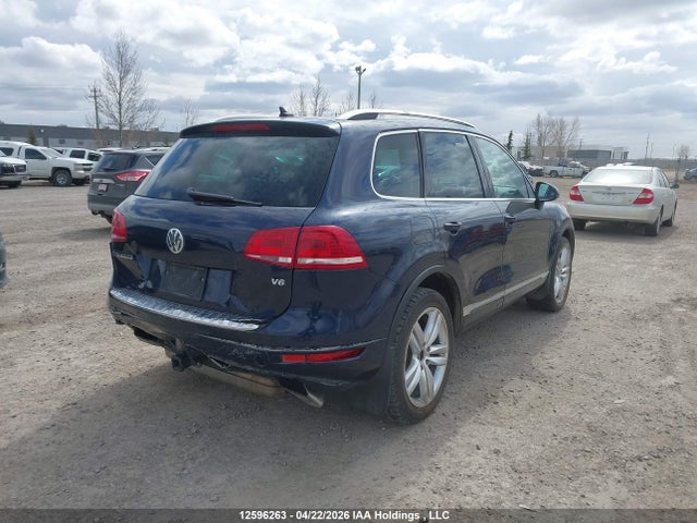 2013 Volkswagen Touareg V6 მანქანა იყიდება აუქციონზე, vin: WVGEF9BP8DD008733, აუქციონის ნომერი: 12596263