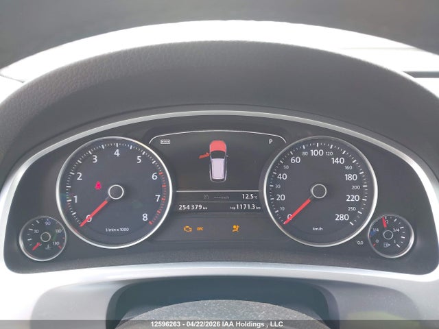 2013 Volkswagen Touareg V6 მანქანა იყიდება აუქციონზე, vin: WVGEF9BP8DD008733, აუქციონის ნომერი: 12596263