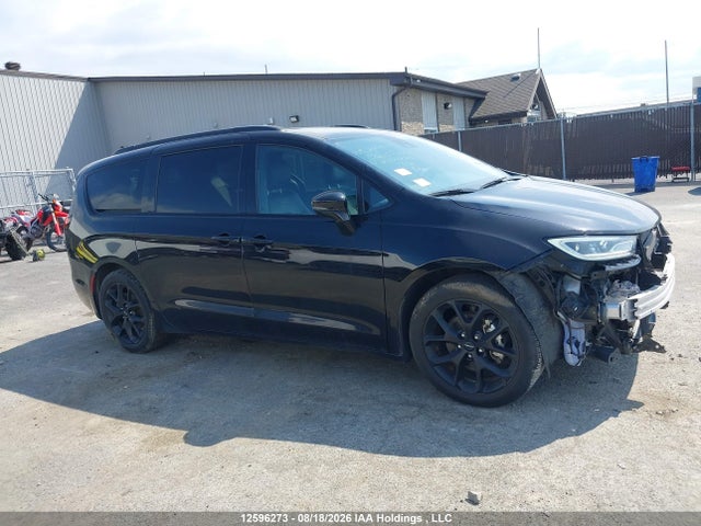 Chrysler Pacifica Limited 2025 2C4RC1GG6SR532806 Image 14