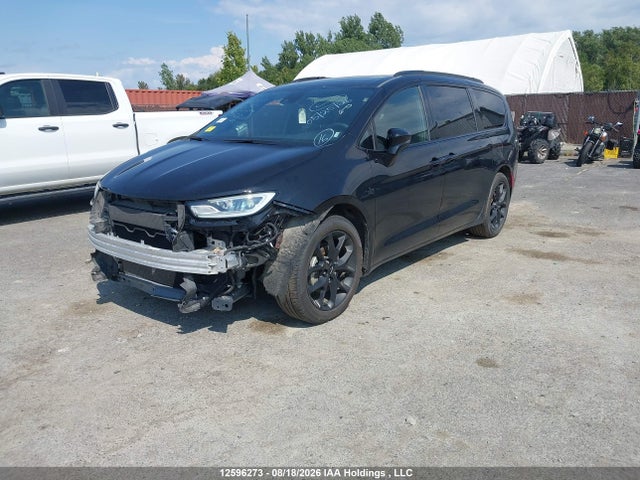 Chrysler Pacifica Limited 2025 2C4RC1GG6SR532806 Image 2