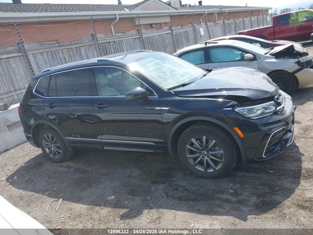 Продажа на аукционе авто 2024 Volkswagen Tiguan Sel R-line Black, vin: 3VV4B7AX3RM225525, номер лота: 12596322