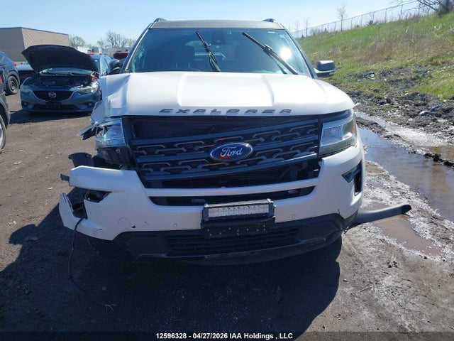 12596328 :رقم المزاد ، 1FM5K8D80JGA22180 vin ، 2018 Ford Explorer Xlt مزاد بيع
