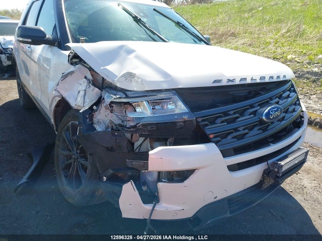 12596328 :رقم المزاد ، 1FM5K8D80JGA22180 vin ، 2018 Ford Explorer Xlt مزاد بيع