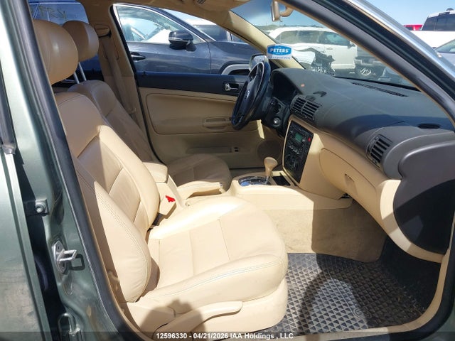 Aukcja sprzedaży 2002 Volkswagen Passat Gls, vin: WVWVD63B62E161372, numer aukcji: 12596330