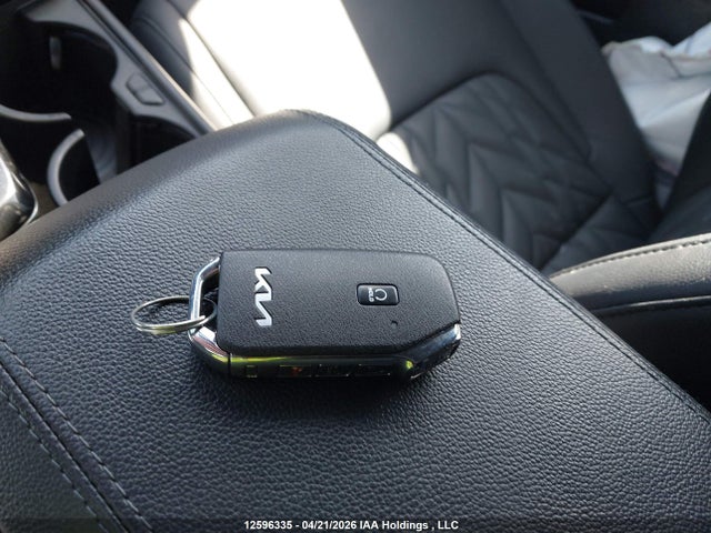 Продажа на аукционе авто 2024 Kia Sportage, vin: KNDPXCDF0R7267637, номер лота: 12596335