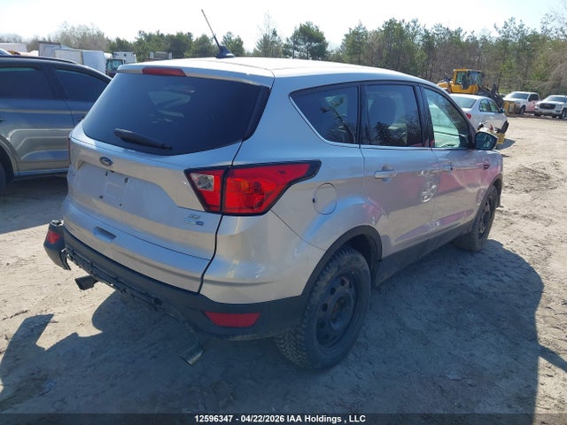 Продажа на аукционе авто 2019 Ford Escape Se, vin: 1FMCU9GD4KUC39945, номер лота: 12596347