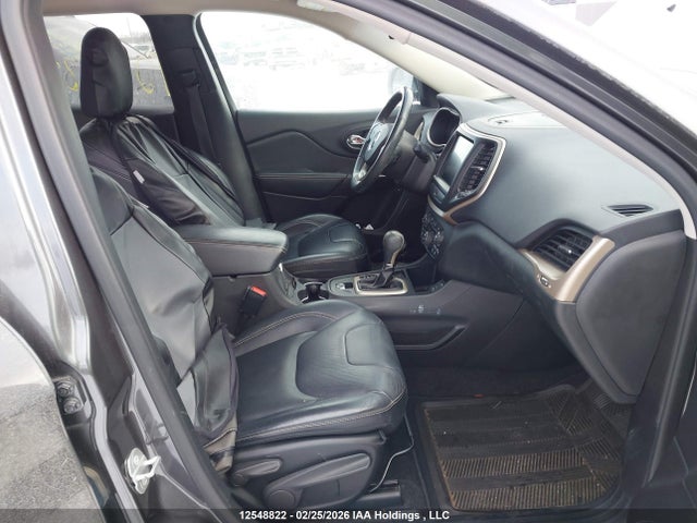 Продажа на аукционе авто 2016 Jeep Cherokee Limited, vin: 1C4PJLDS8GW135615, номер лота: 12548822