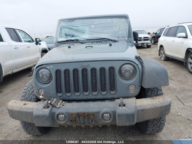 1C4BJWDG9EL144815 Jeep Wrangler Unlimited Sport
