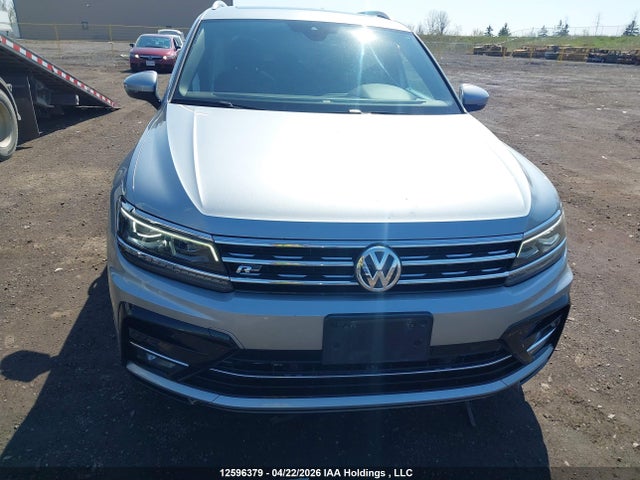 2019 Volkswagen Tiguan Sel Premium/sel Premium R-line მანქანა იყიდება აუქციონზე, vin: 3VV4B7AX1KM133156, აუქციონის ნომერი: 12596379