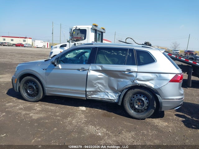 2019 Volkswagen Tiguan Sel Premium/sel Premium R-line მანქანა იყიდება აუქციონზე, vin: 3VV4B7AX1KM133156, აუქციონის ნომერი: 12596379