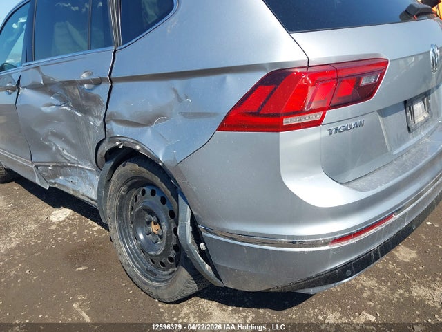 2019 Volkswagen Tiguan Sel Premium/sel Premium R-line მანქანა იყიდება აუქციონზე, vin: 3VV4B7AX1KM133156, აუქციონის ნომერი: 12596379